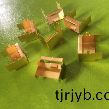 鍍(du)金（電子産(chan)品(pin)）