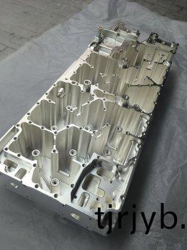鍍(du)銀(yin)（鋁(lv)件腔(qiang)體(ti)）